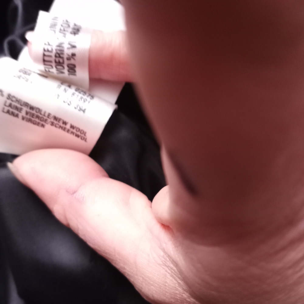 ESCADA Navy Wool Jacket with Ruffled Trim - Picture 4 of 9